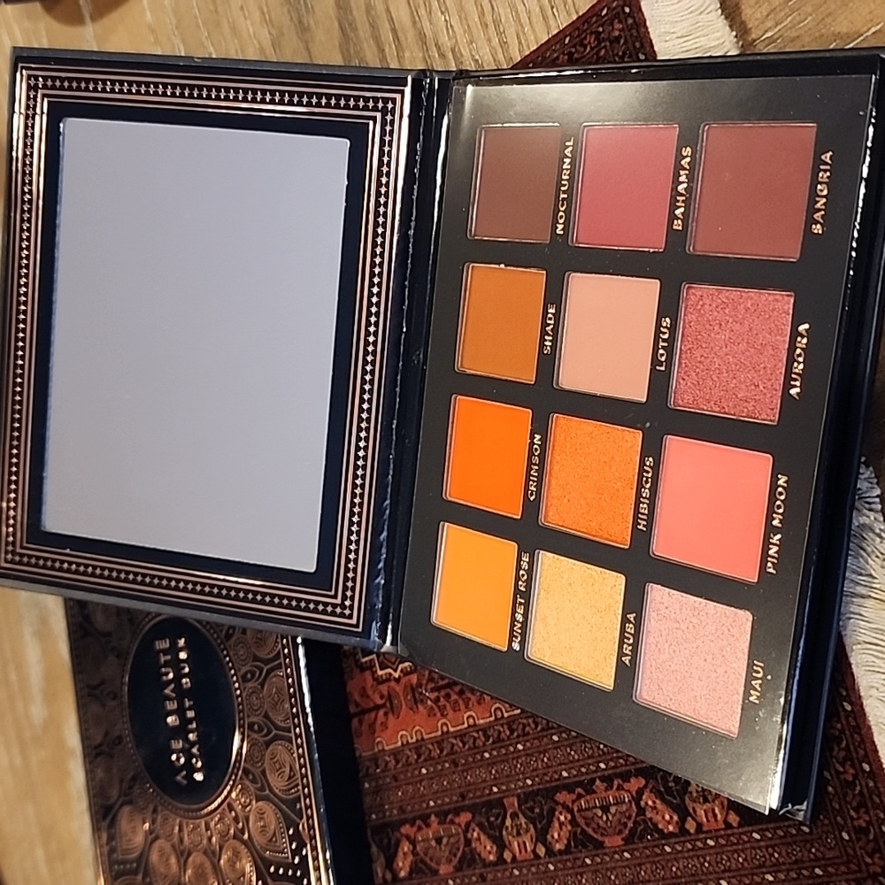 Scarlet Dusk Palette